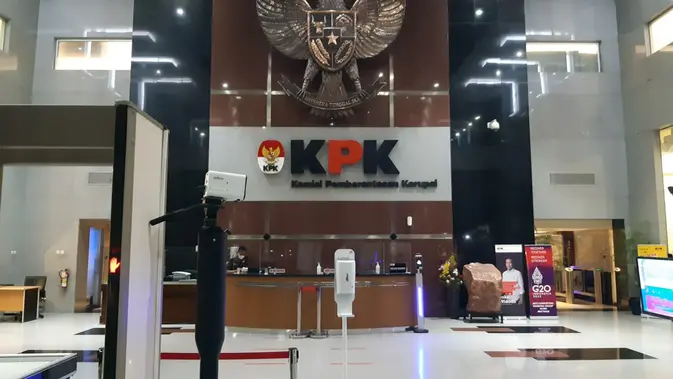 KPK mengumpulkan bukti dugaan korupsi Telkom Group, menggeledah rumah dan kantor di Jakarta