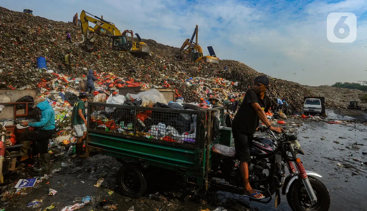 Setelah dua hari ditutup, TPA Cipayung kembali beroperasi